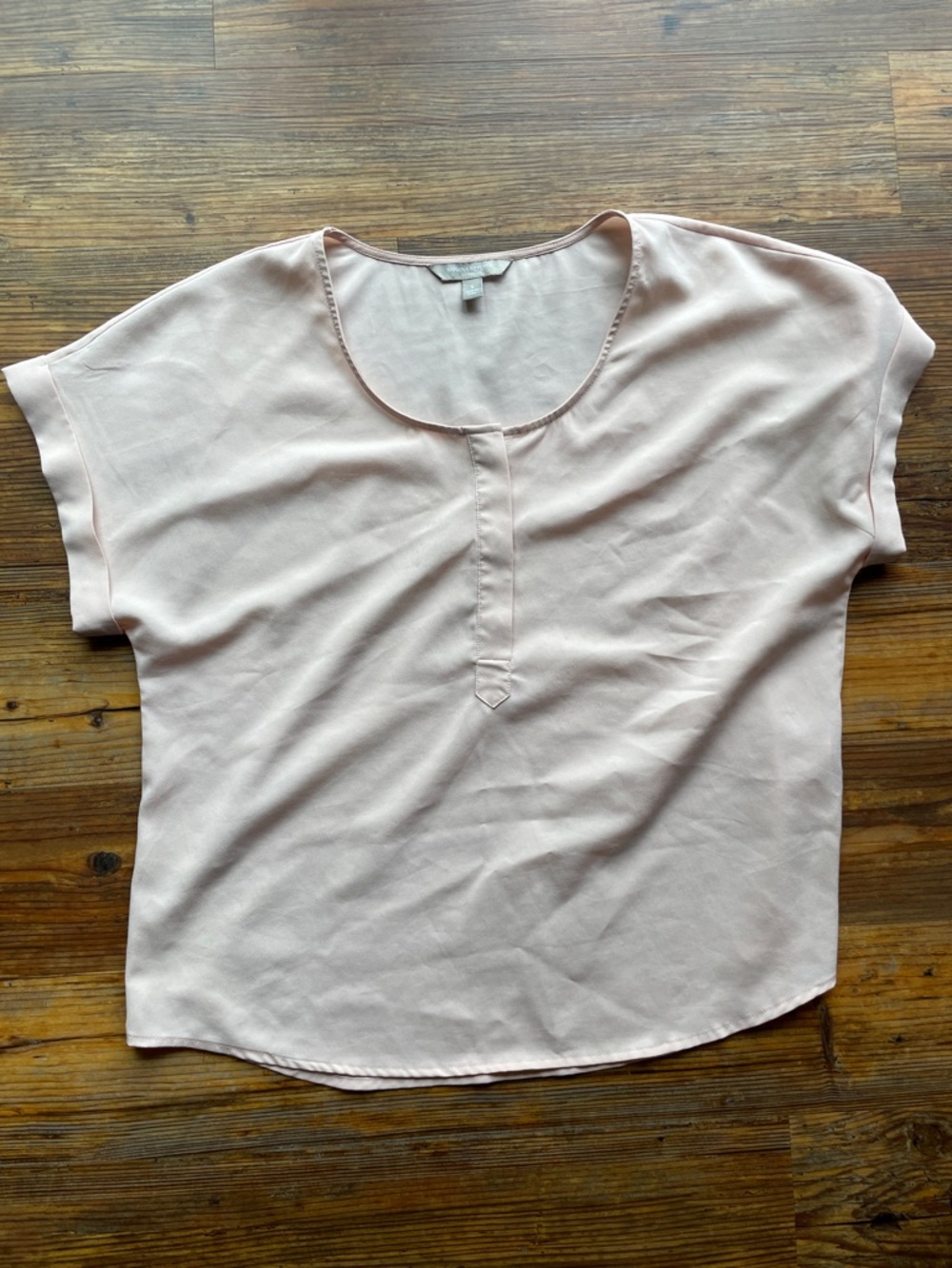 Banana Republic Soft Blush Scoop Neck Short Sleeve Top